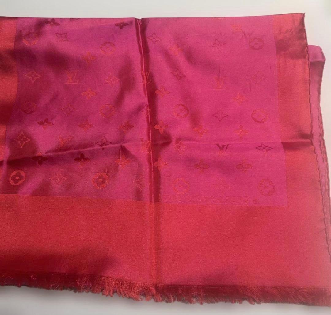 Louis Vuitton ピンク シルク ストール　本物　美品