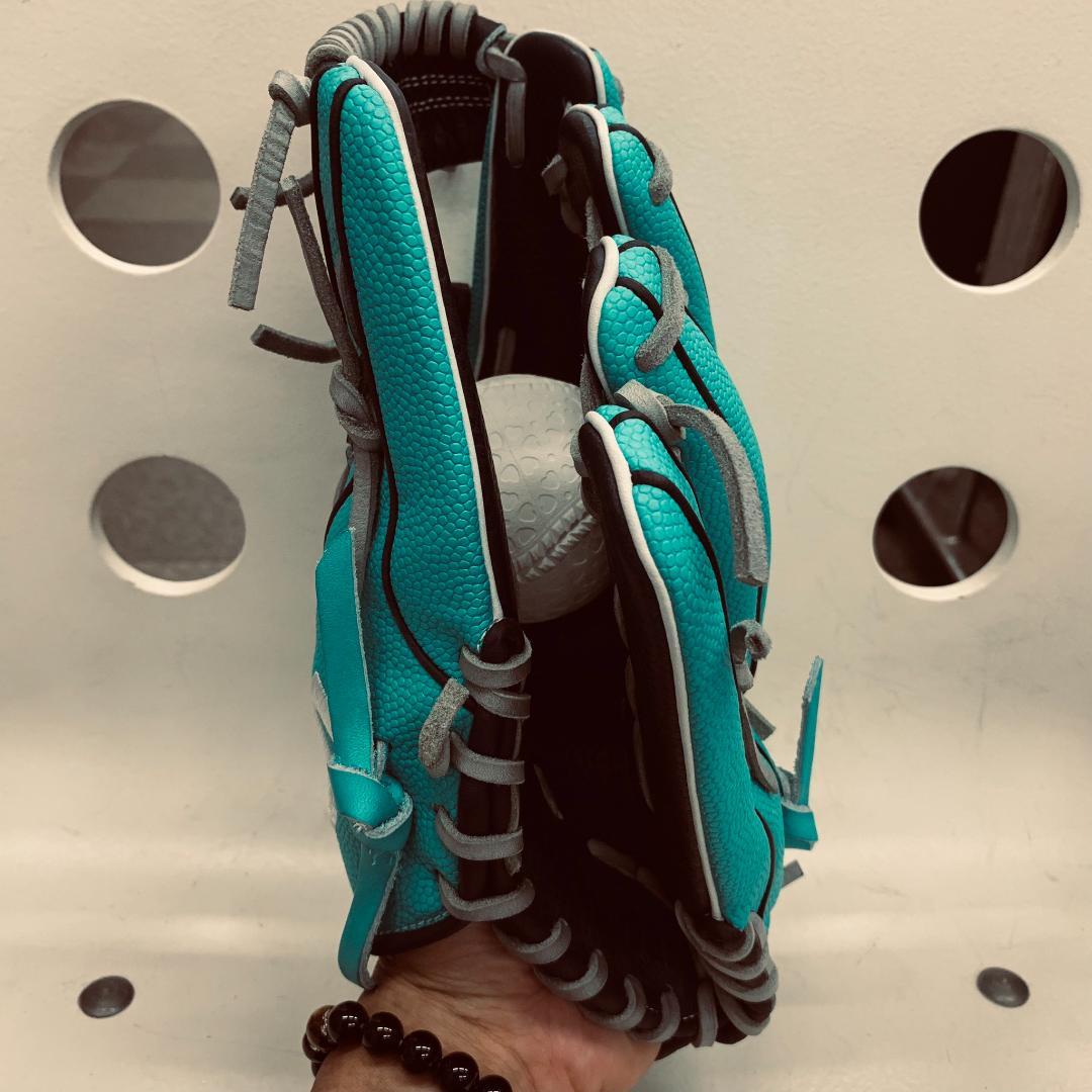 限定　ウイルソン　WBW103786　一般用　軟式用　内野手用　87型　型付け済