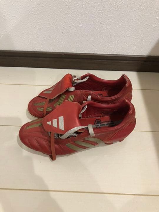 adidasプレデターマニアFG26cm