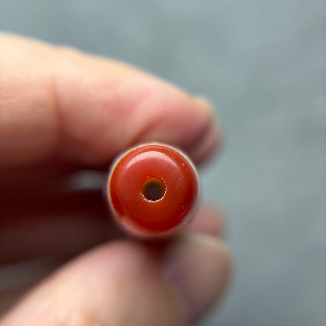 ユッキー瑪瑙　龍眼天珠　馬蹄痕たっぷり　11-39