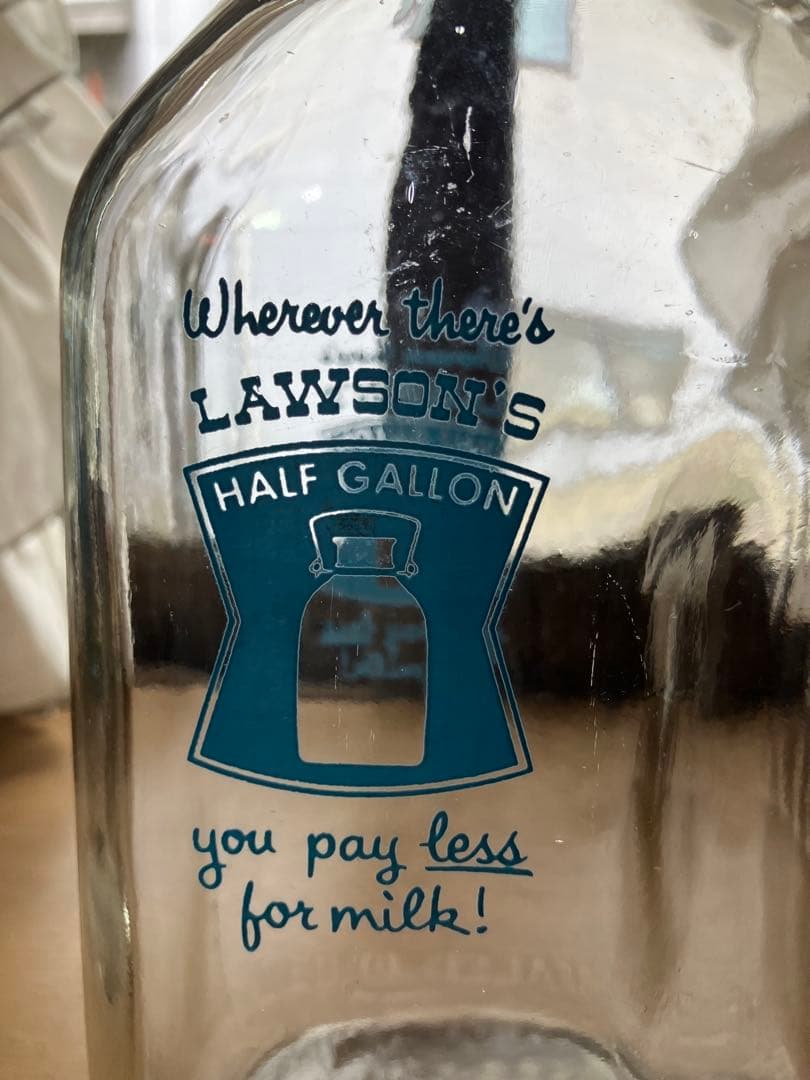 LAWSON’s ガラス瓶 2個セット ブルーキャリーケース付き