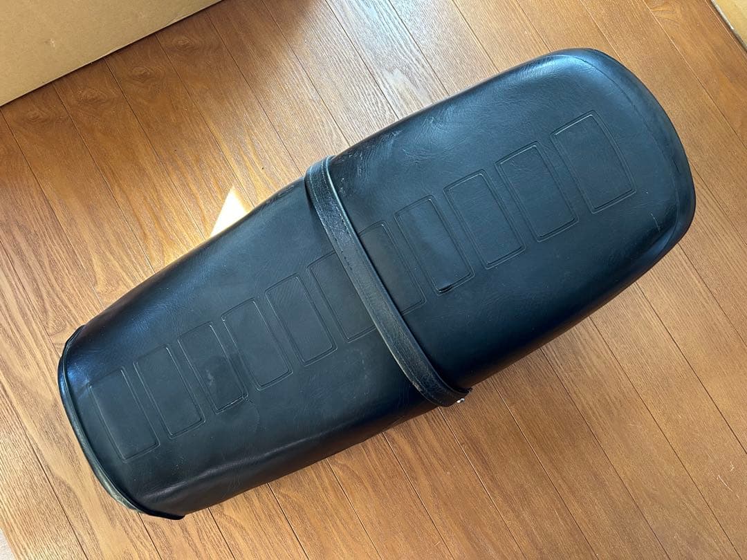 ヤマハ RZ250 純正シート 中古品 RZ350