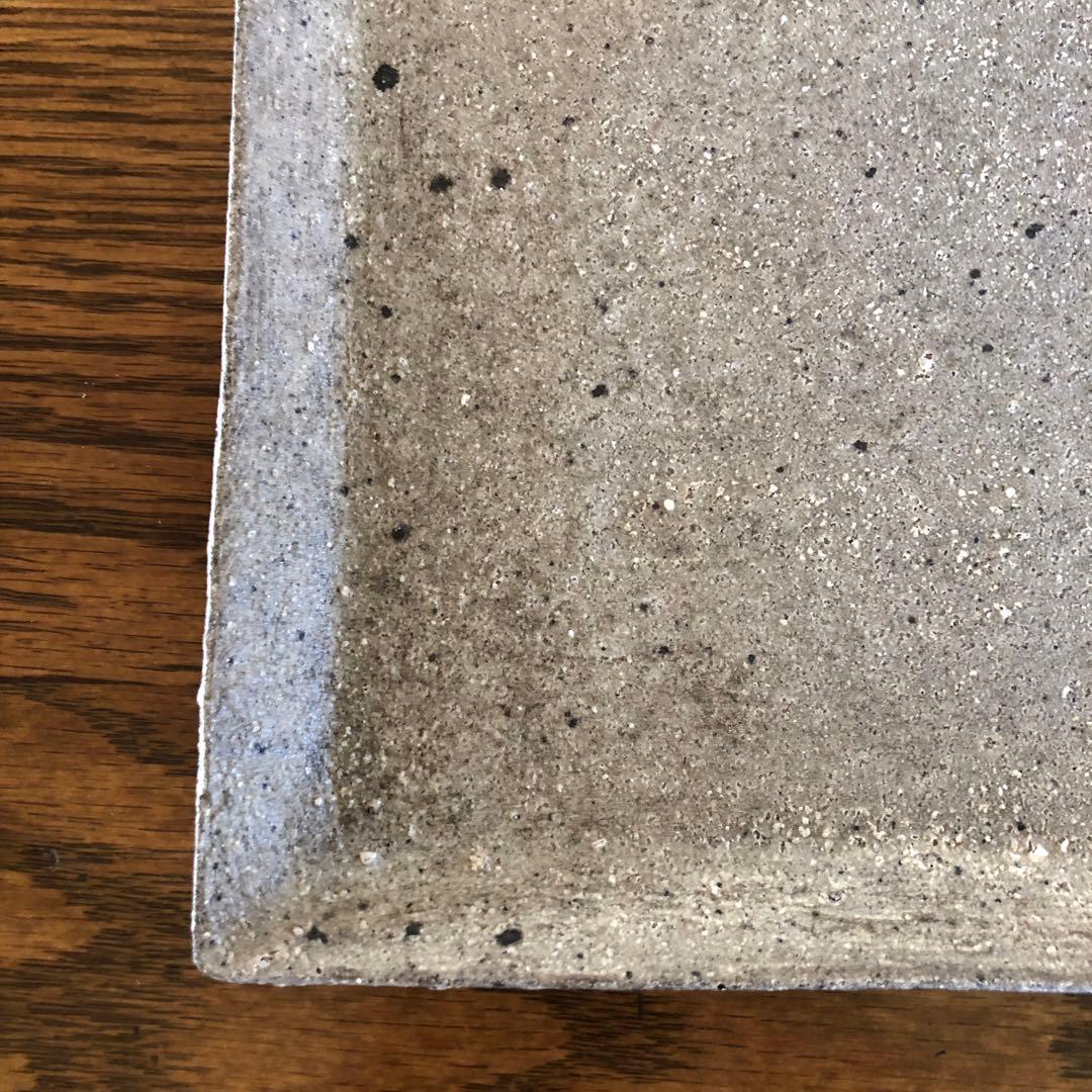 村上躍さん　砂化粧角皿