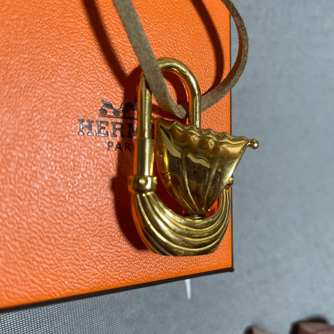 美品！HERMES エルメス パリの空気 パリの風 帆船 カデナチャームゴールド