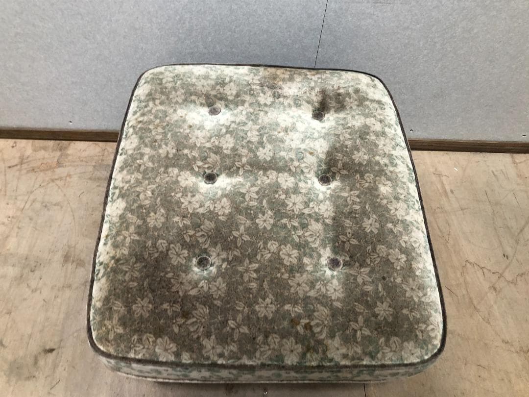 【希少・ヴィンテージ】 カリモク家具　karimoku オットマン　75035-