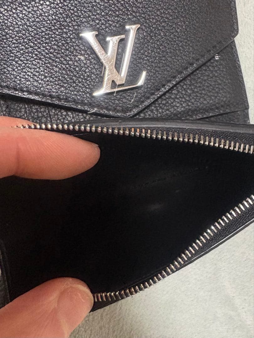 ルイヴィトン ポルフォイユ・マイロックミー コンパクト ブラック 財布