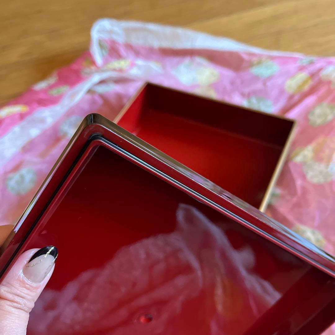 キティちゃんタツ重箱