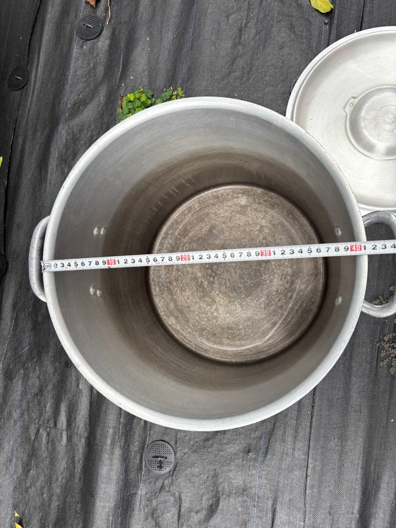 業務用アルミ製寸胴鍋 蓋付き　３９cm
