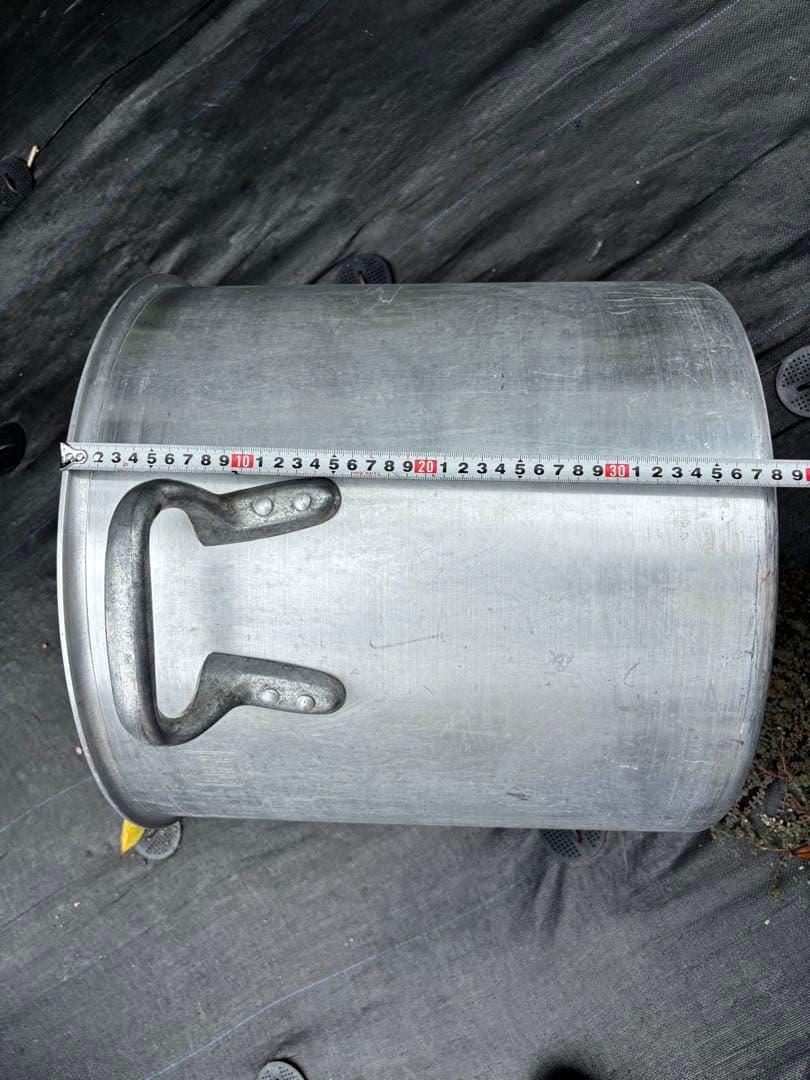 業務用アルミ製寸胴鍋 蓋付き　３９cm