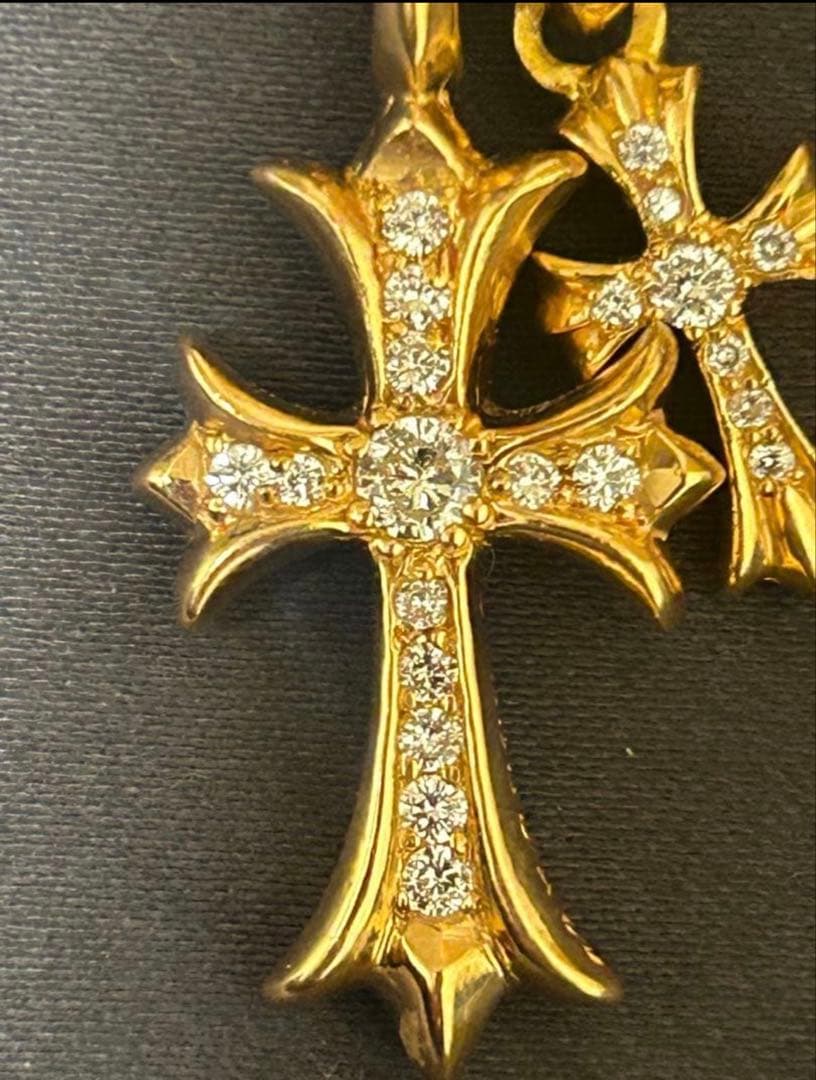 材質22k ダイヤ　クロスペンダント