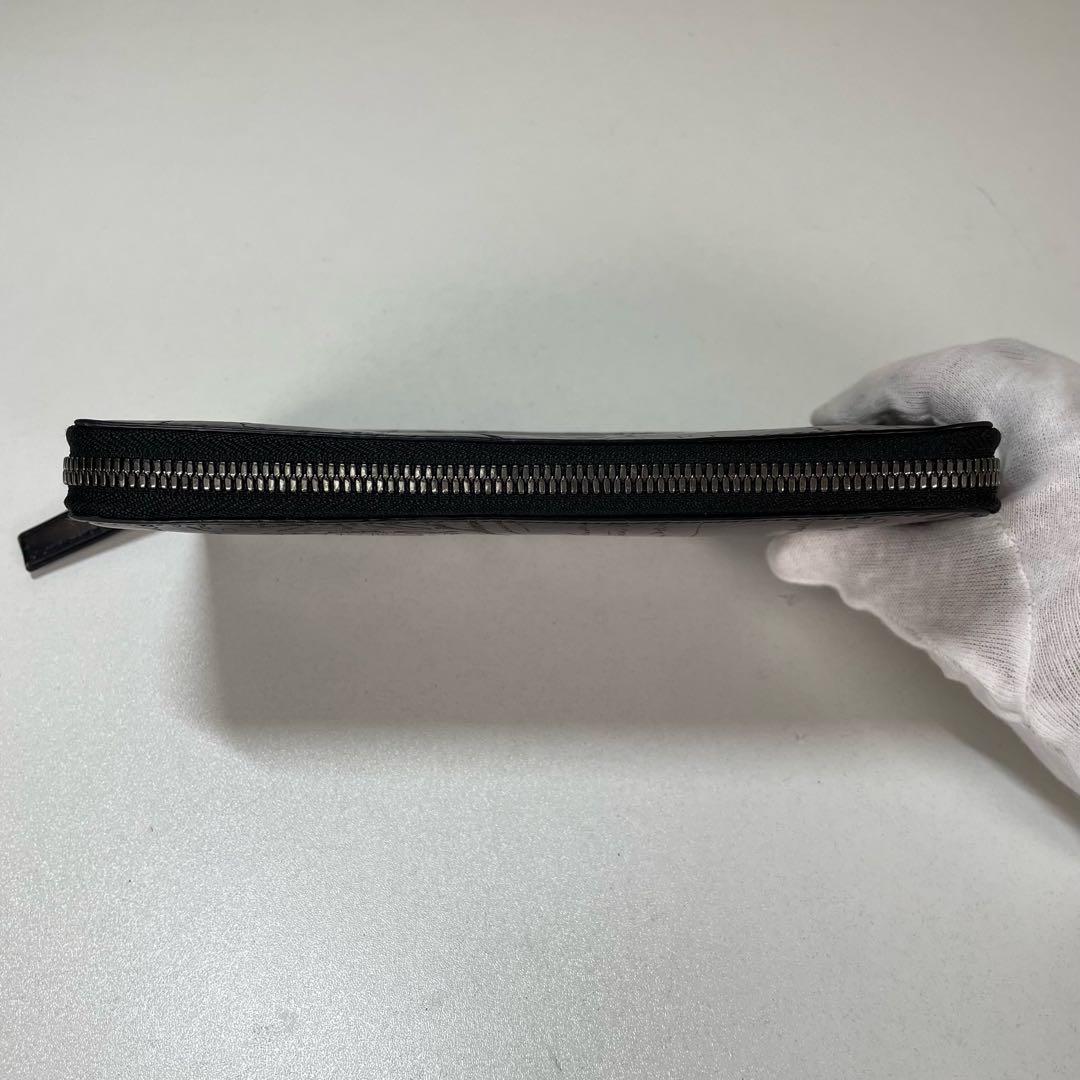 ベルルッティ　カリグラフィ　ラウンドファスナー　レザー長財布　ネイビー