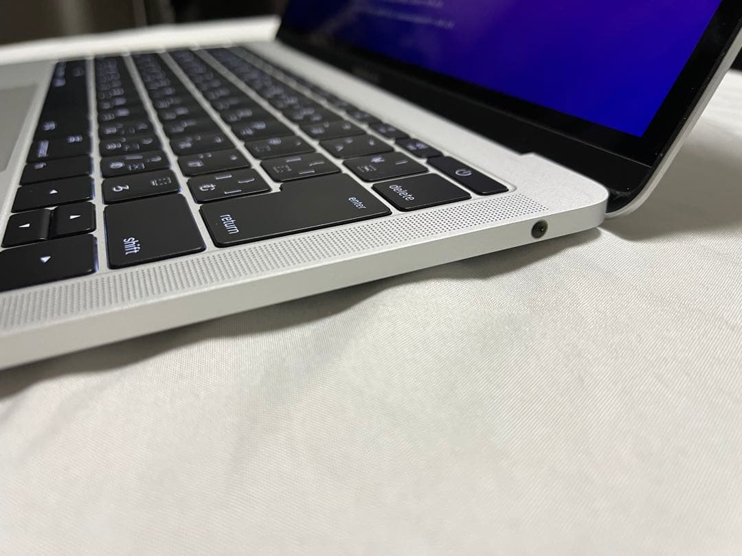 【美品/即使用可】MacBook Pro 13 2016 i7 16GB 箱付
