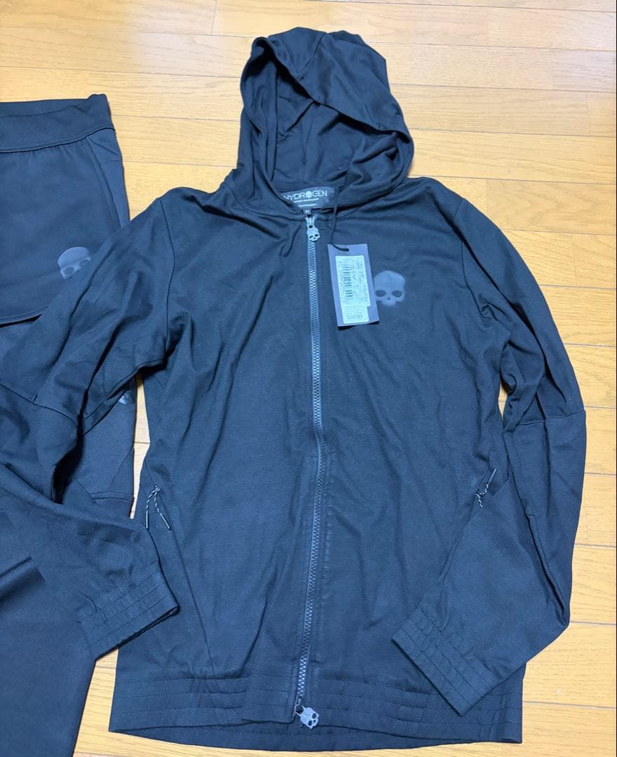 未使用品　ハイドロゲン　ジャージ上下　パーカーM パンツL