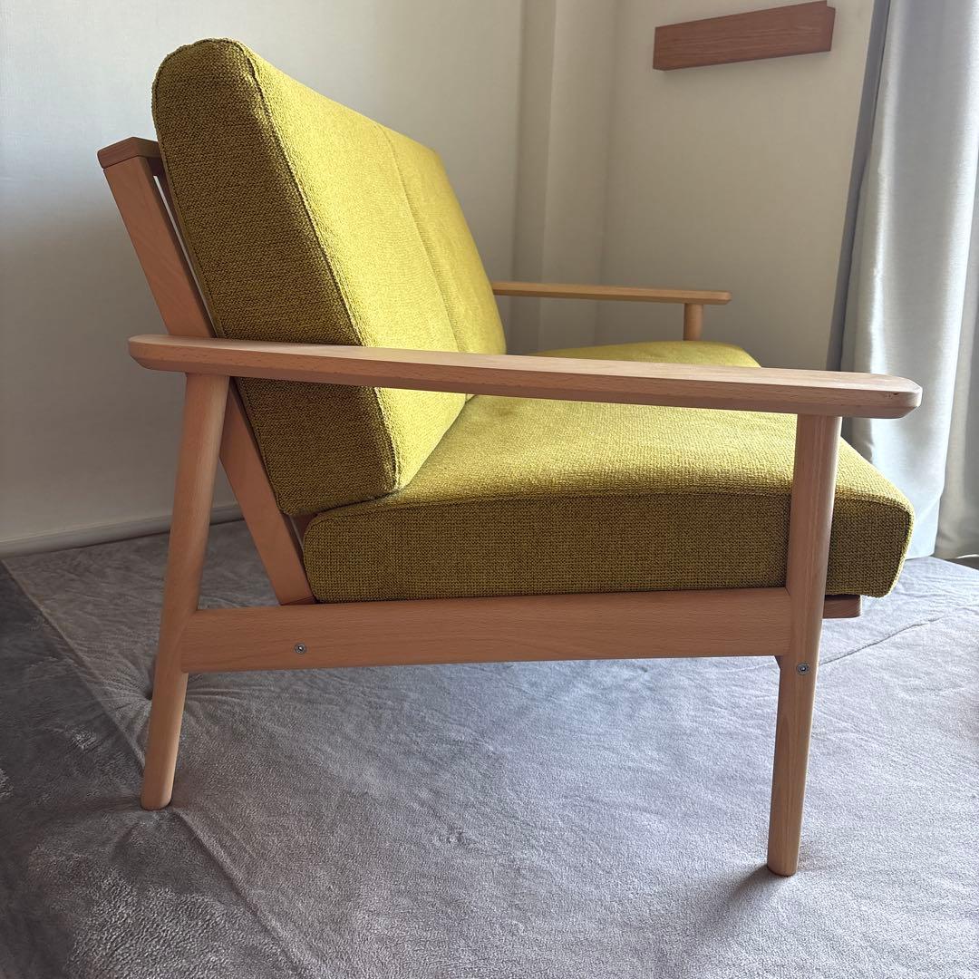 2人掛けソファ　カリモク家具