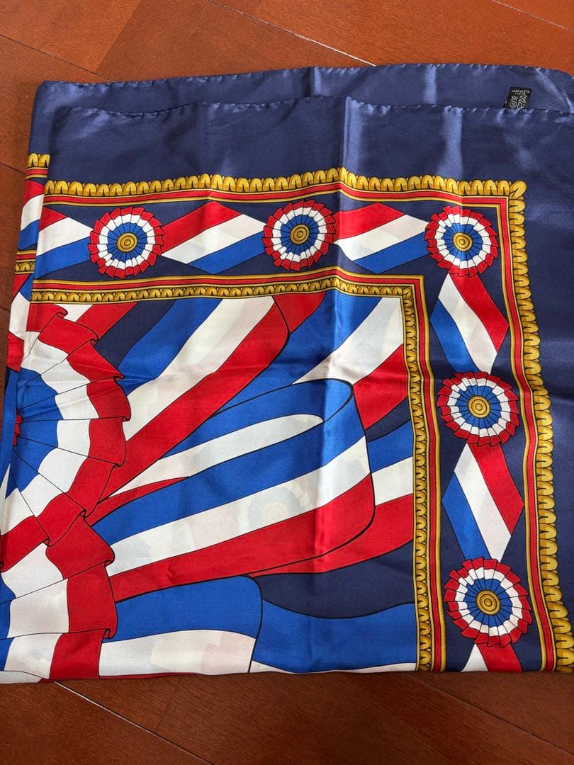 専用新品未使用 Pierre Baxel シルク100%スカーフ 大判　イタリア