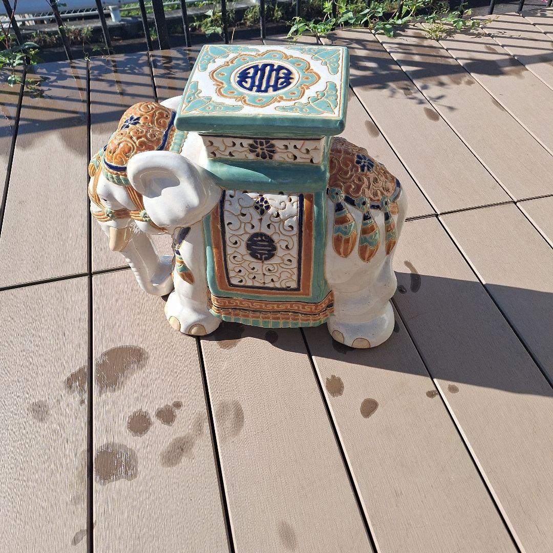 陶器製象オーナメント