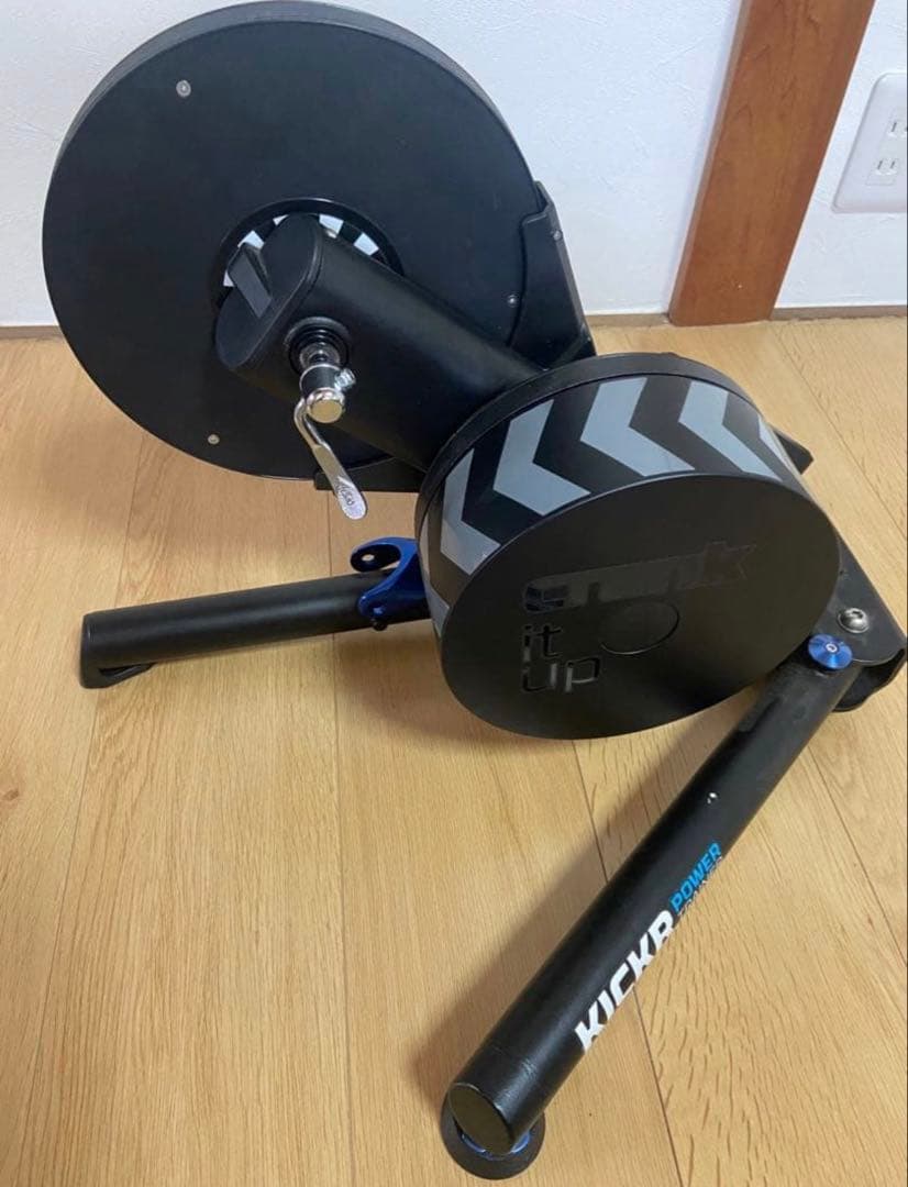 Wahoo KICKR POWER TRAINER値下げ中！