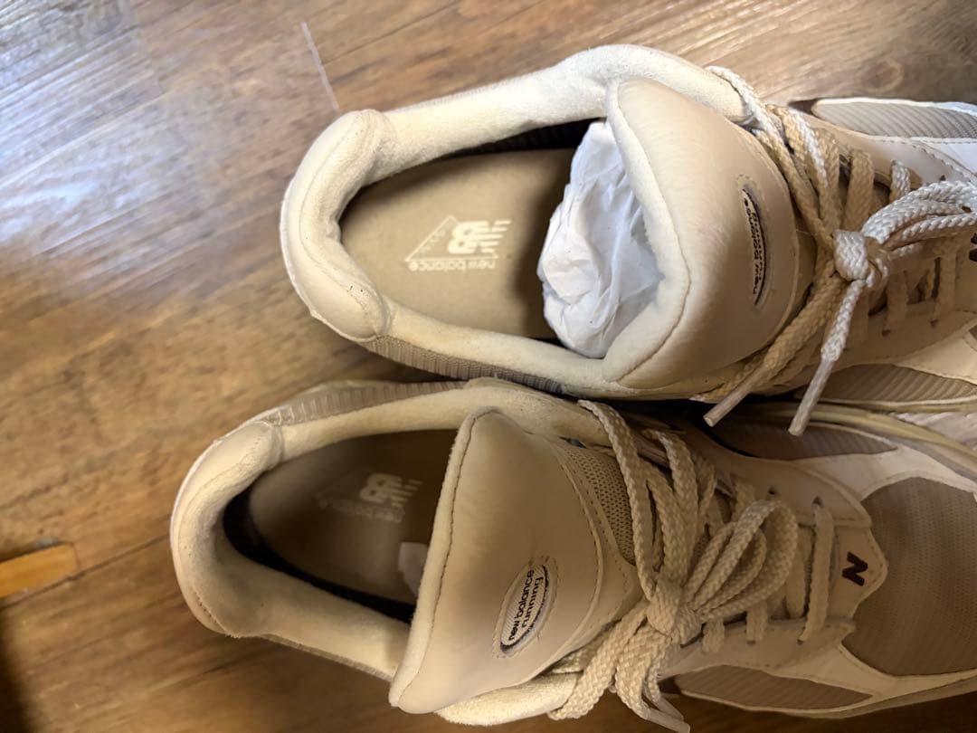 BEAUTY&YOUTH x ニューバランス2002R GTX 「Greige」