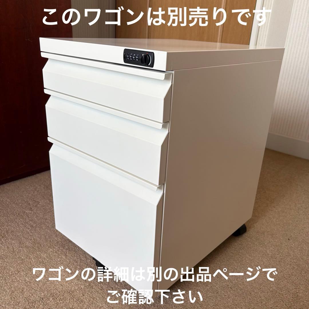 ② オカムラ REGAS 1400W×800D L型水平天板タイプ