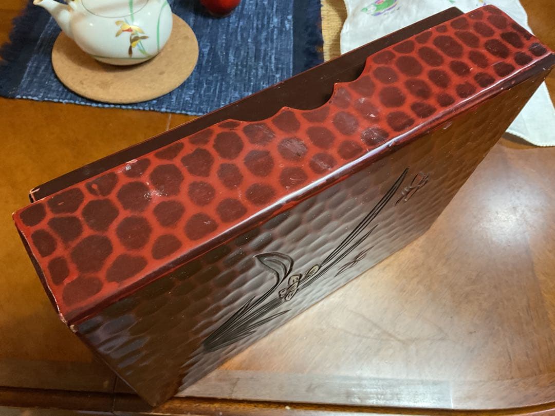 文書箱(鎌倉彫)