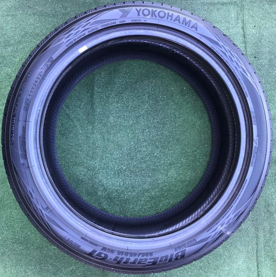 225/45 R18 YOKOHAMA BluEarth-GT AE51、4本