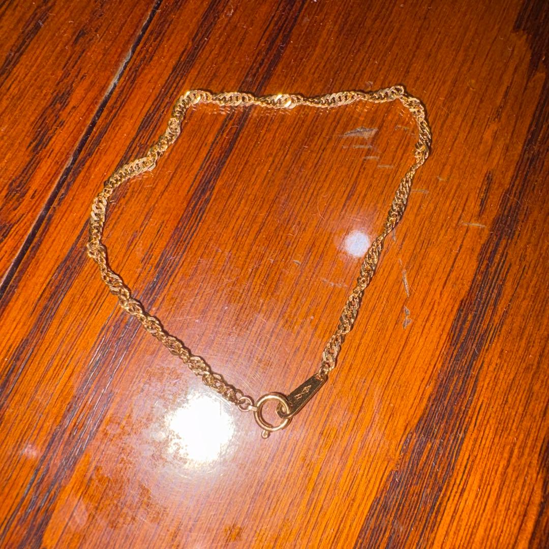 18 Kのゴールドブレスレット