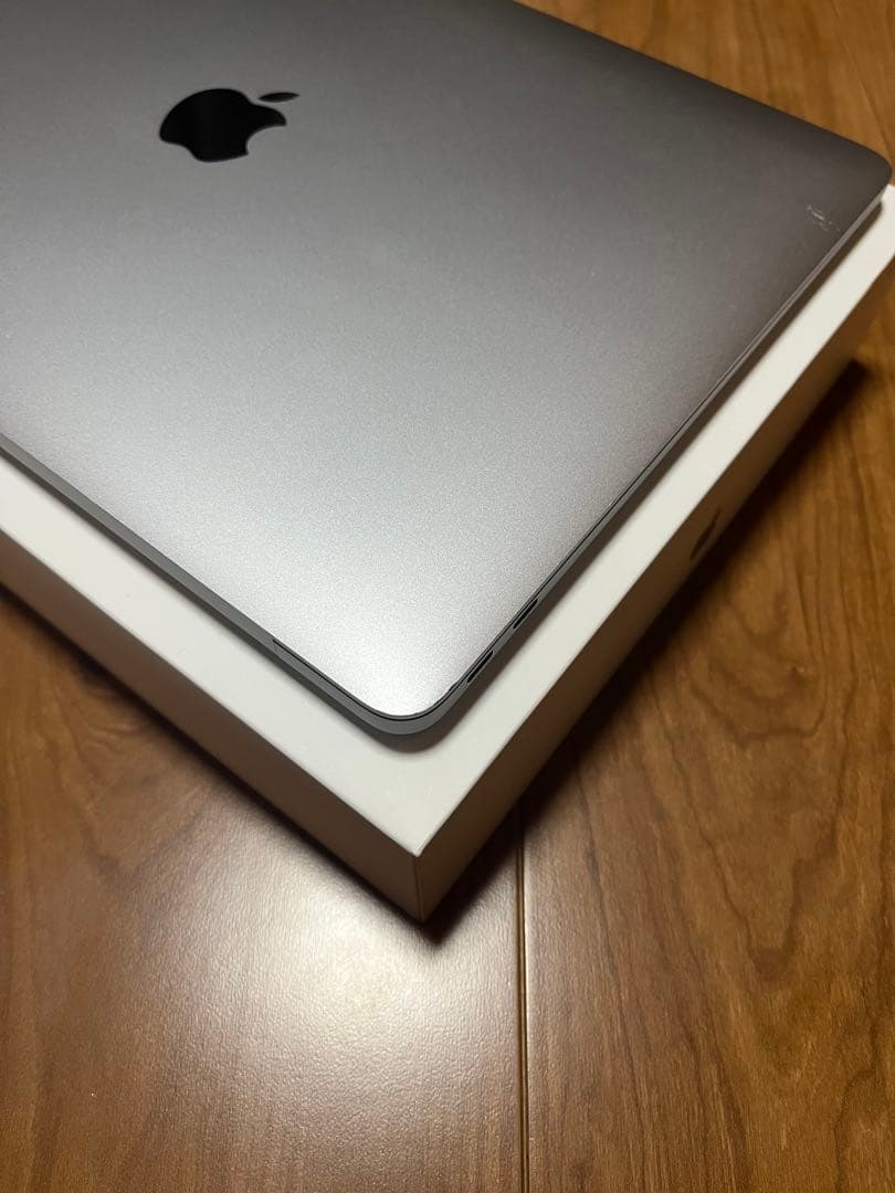 MacBook Air 13inch スペースグレー