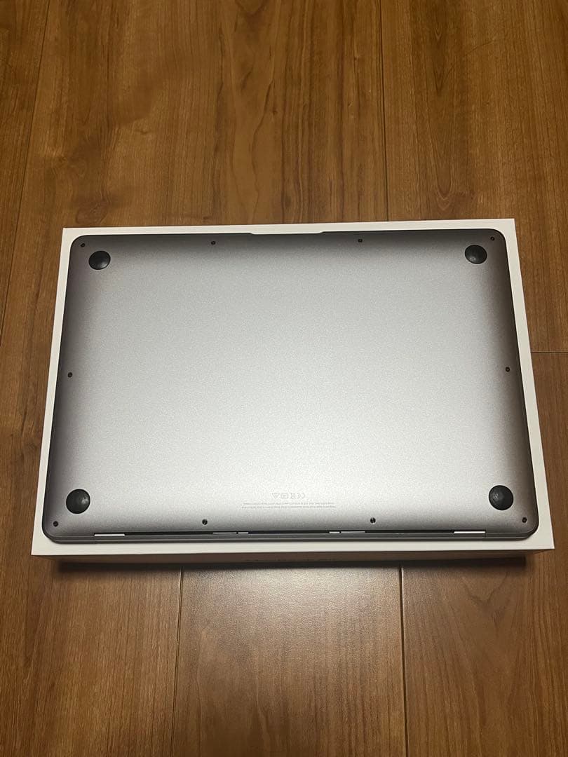 MacBook Air 13inch スペースグレー