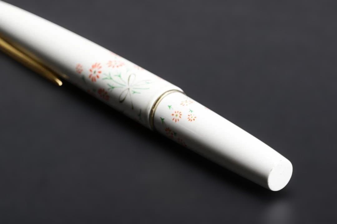 パイロット 万年筆 14K ペン先 花柄軸 ネーム彫り有