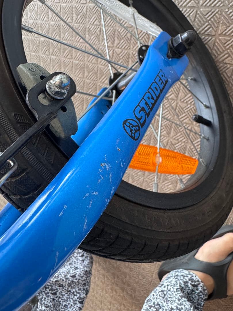 STRIDER 14x キッズ自転車 青 スタンド付　ブルー