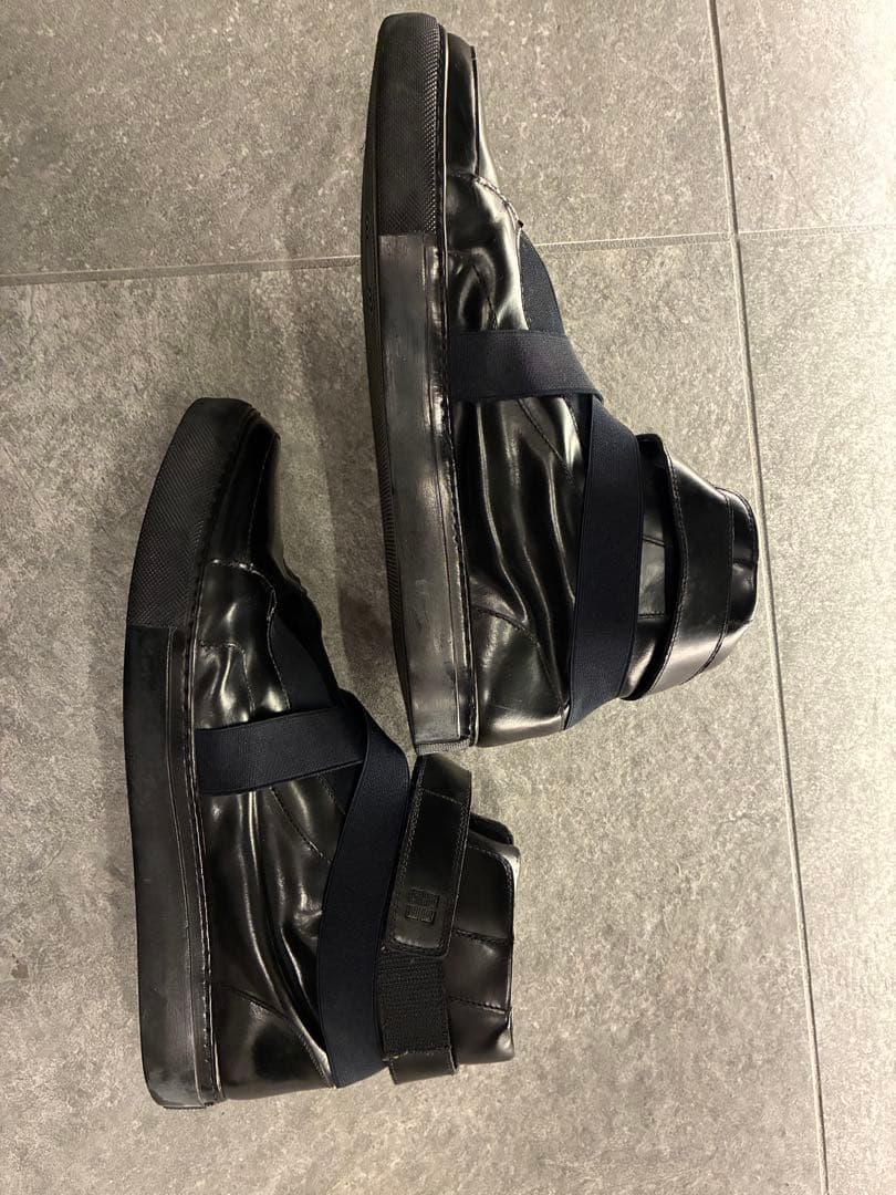 あ　GIVENCHY ジバンシィ　レザーハイカットスニーカー
