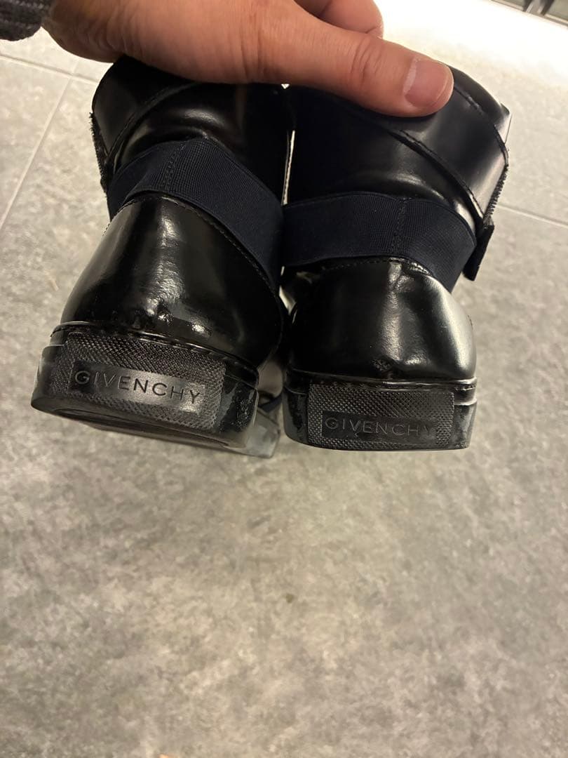 あ　GIVENCHY ジバンシィ　レザーハイカットスニーカー