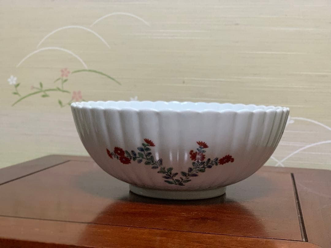 在銘　粉彩　特大　大鉢　直径24.5cm 高さ10cm