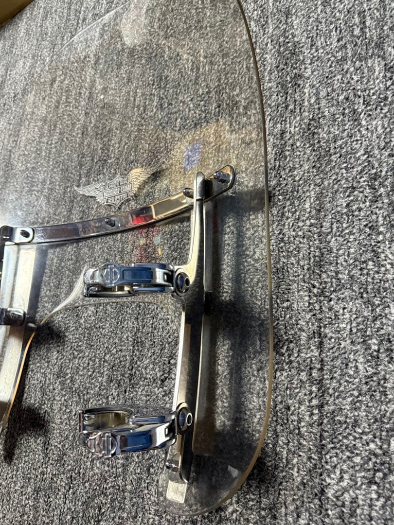 ハーレー ソフテイル ストリートボブ外し 純正 スクリーン クイックリリース付き