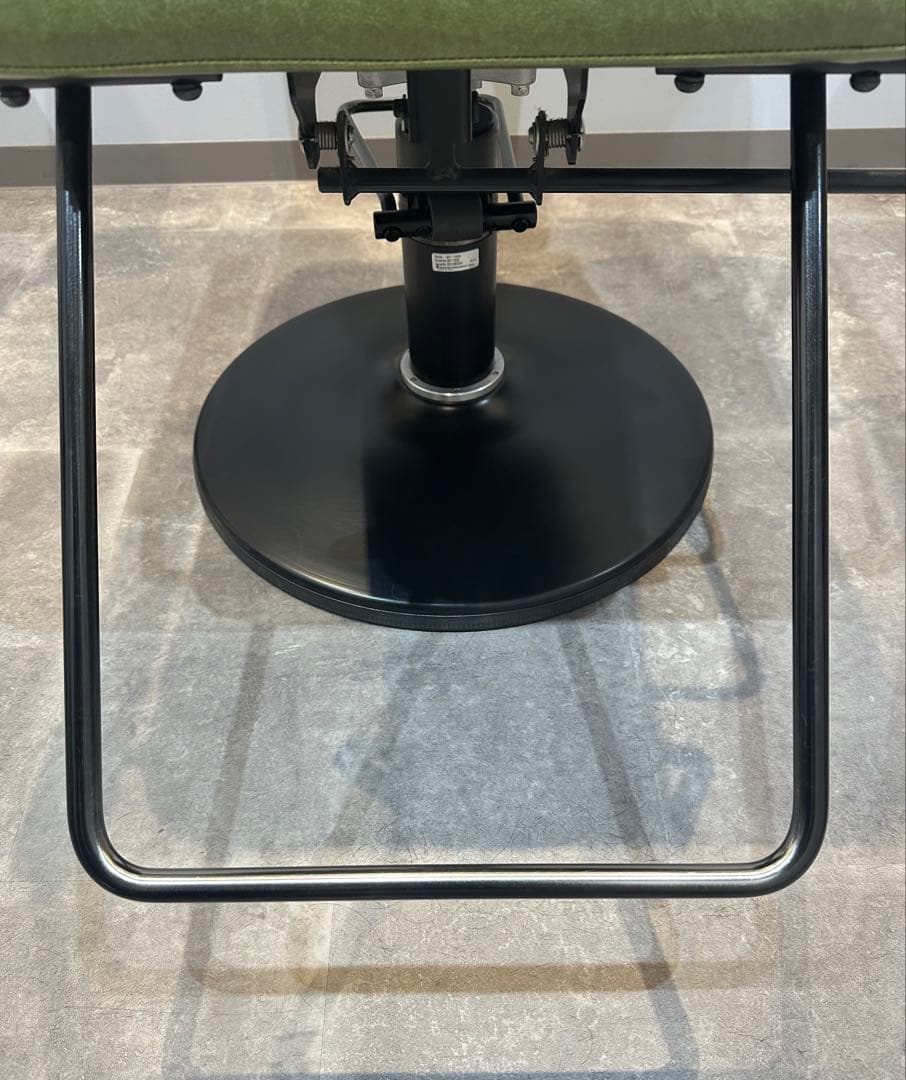 【らくちゃん】タカラベルモント a1601M 多機能美容イス