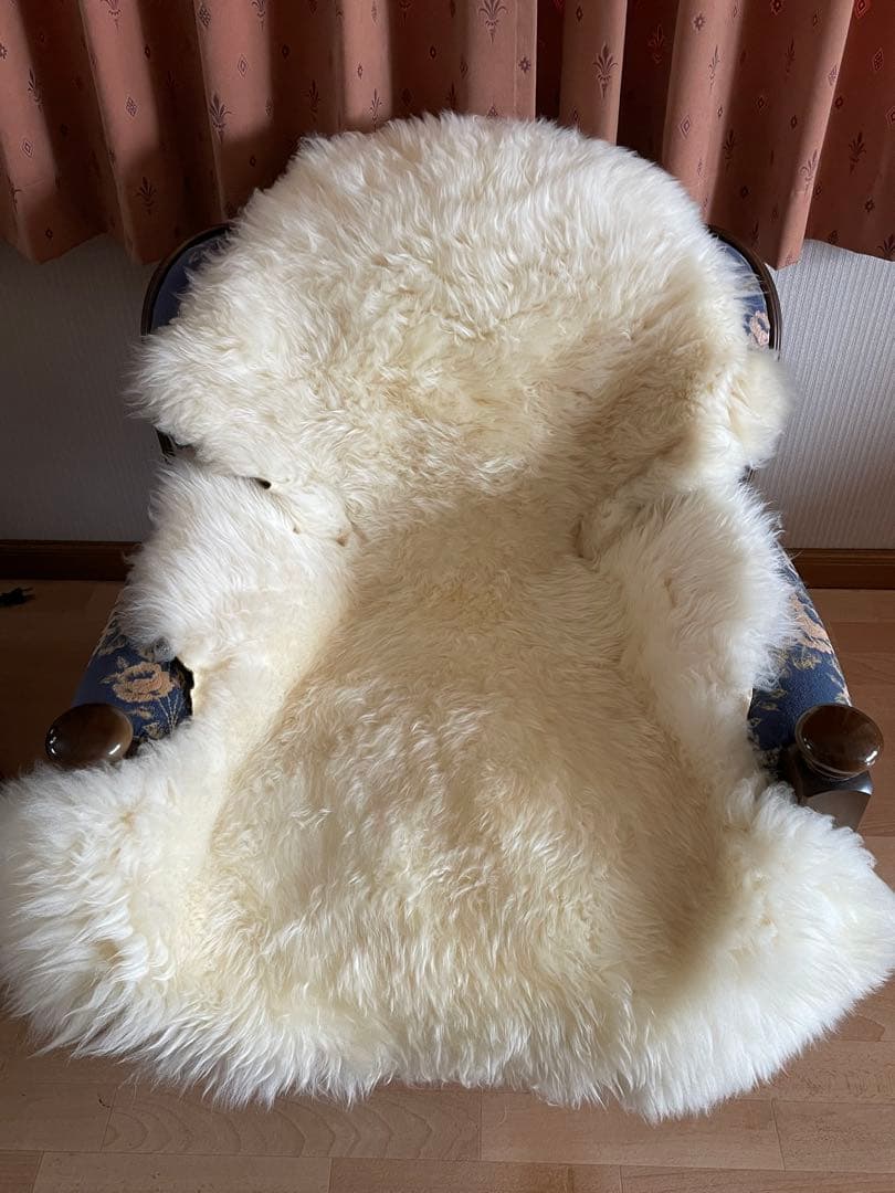 アイボリー・シープスキン・ムートン・ラムファー