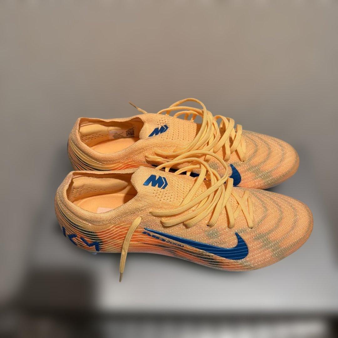 ナイキ　マーキュリアルkm 25.5cm