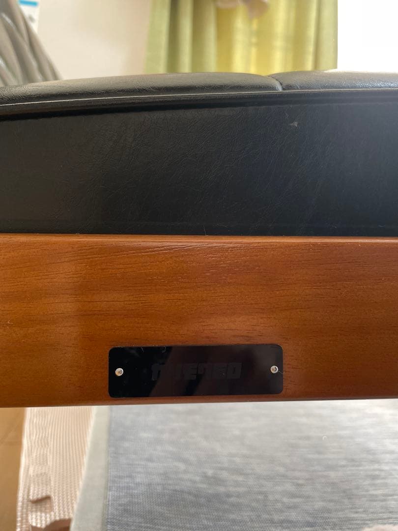 カリモク60 kチェア　2シーター