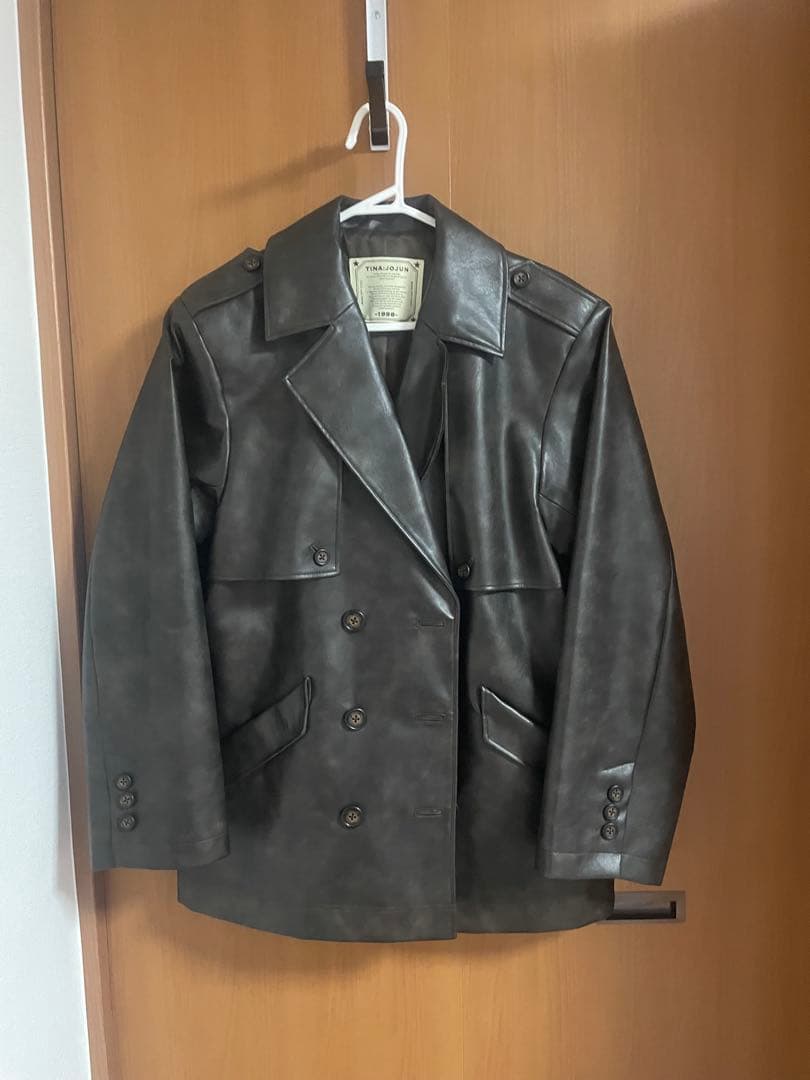 フェイクレザー ダブルブレストジャケット TINA：JOJUN 最安値　美品