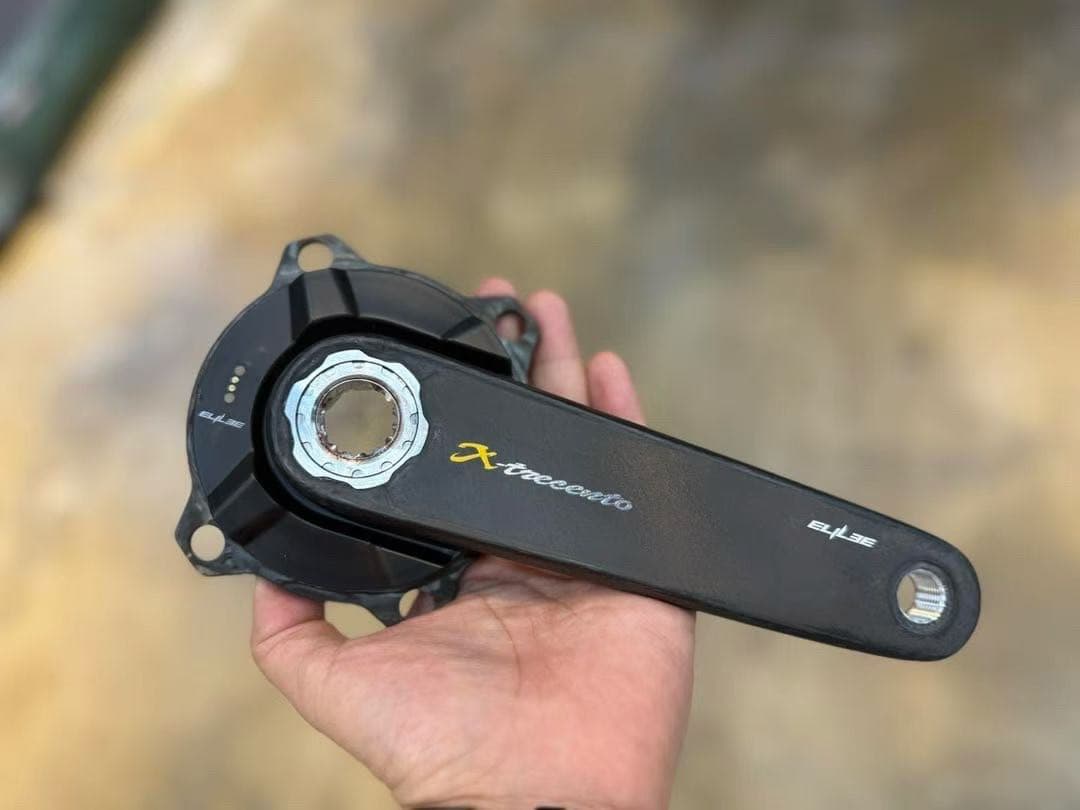 Elilee xxe カーボンパワーメーター