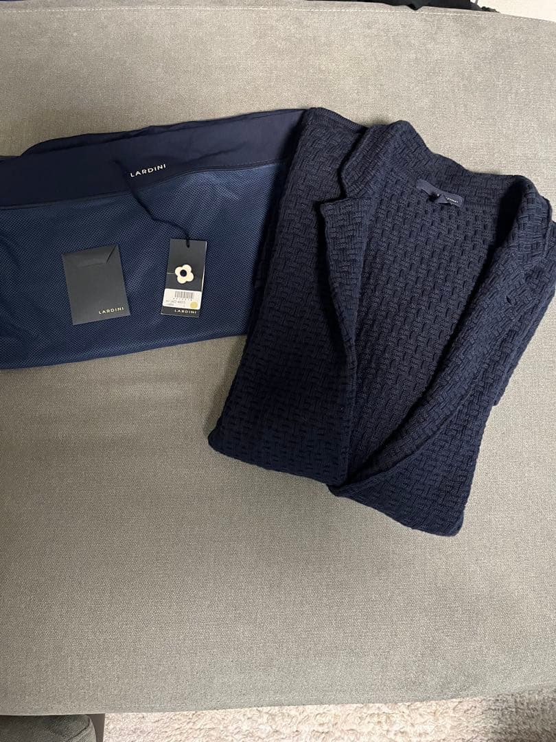 ラルディーニ　ニットジャケット（まる）