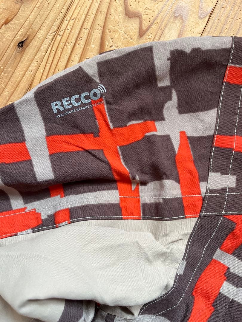 北欧　HALTI ハルチ　スキーウェア上下　日本サイズＭ　暖かさバツグン