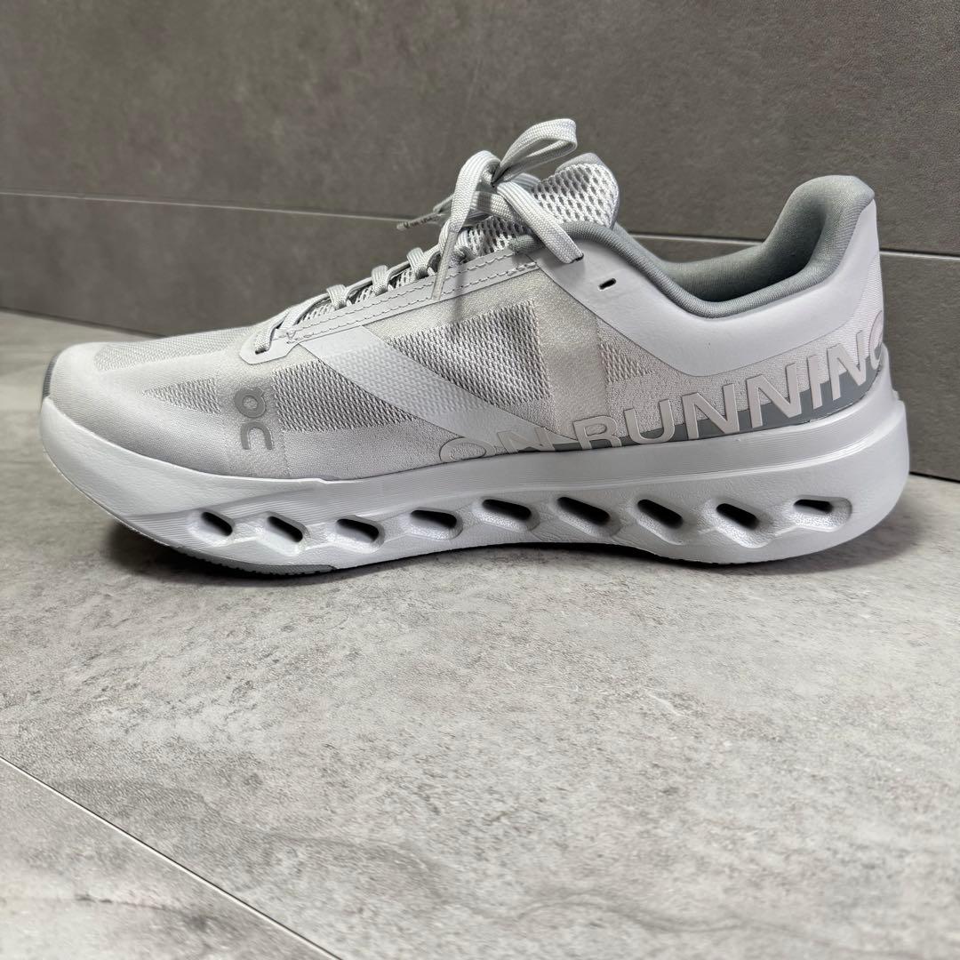 【極美品27.5】On Cloudsurfer Next オンクラウドサーファー