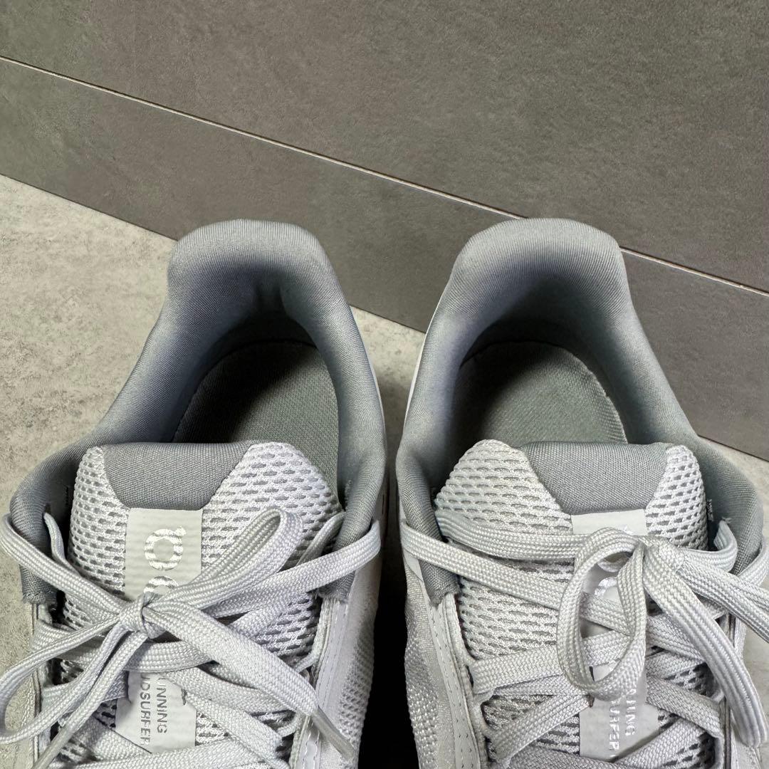 【極美品27.5】On Cloudsurfer Next オンクラウドサーファー