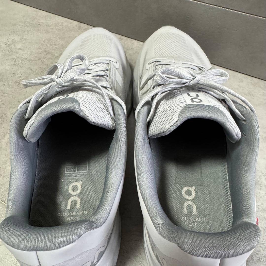 【極美品27.5】On Cloudsurfer Next オンクラウドサーファー