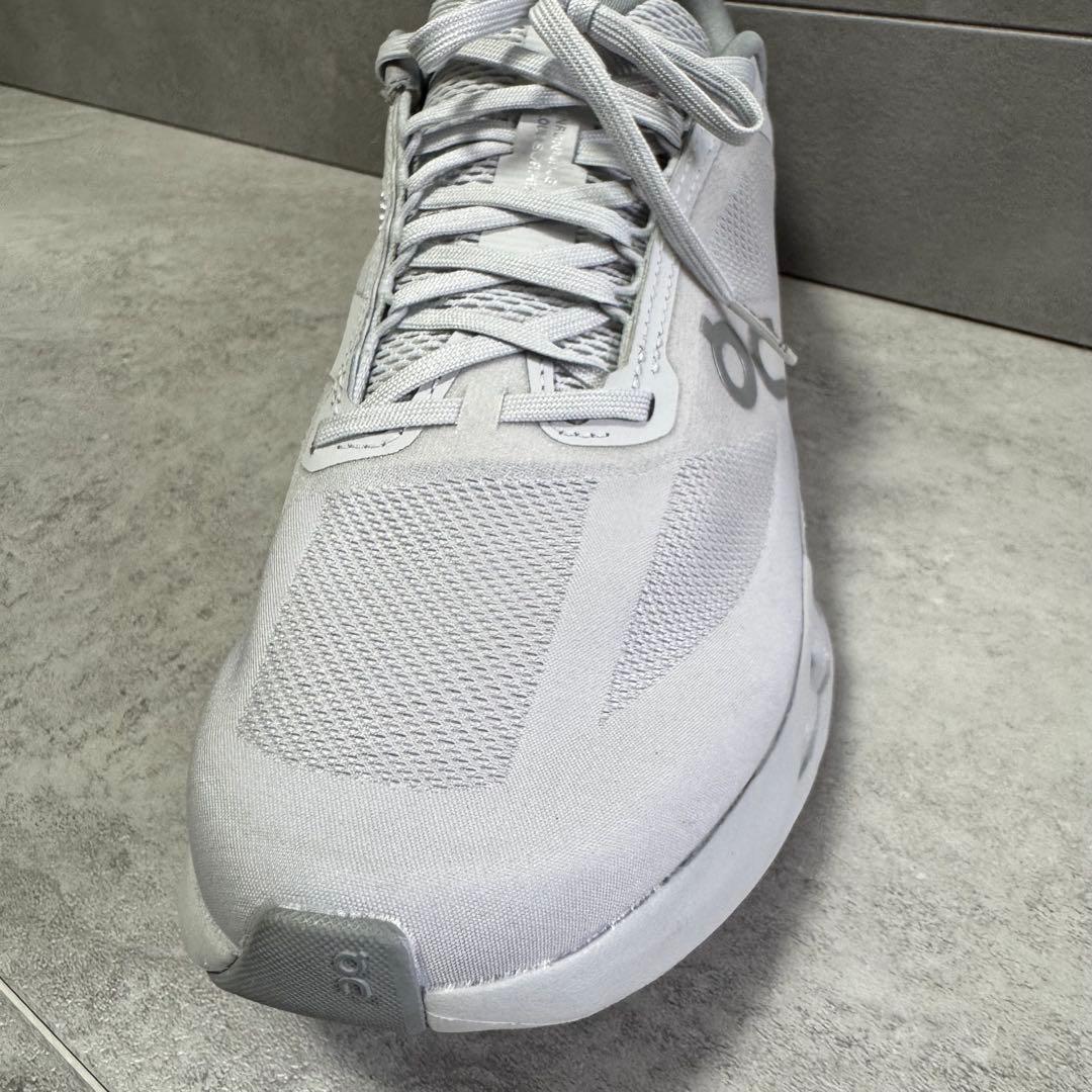 【極美品27.5】On Cloudsurfer Next オンクラウドサーファー