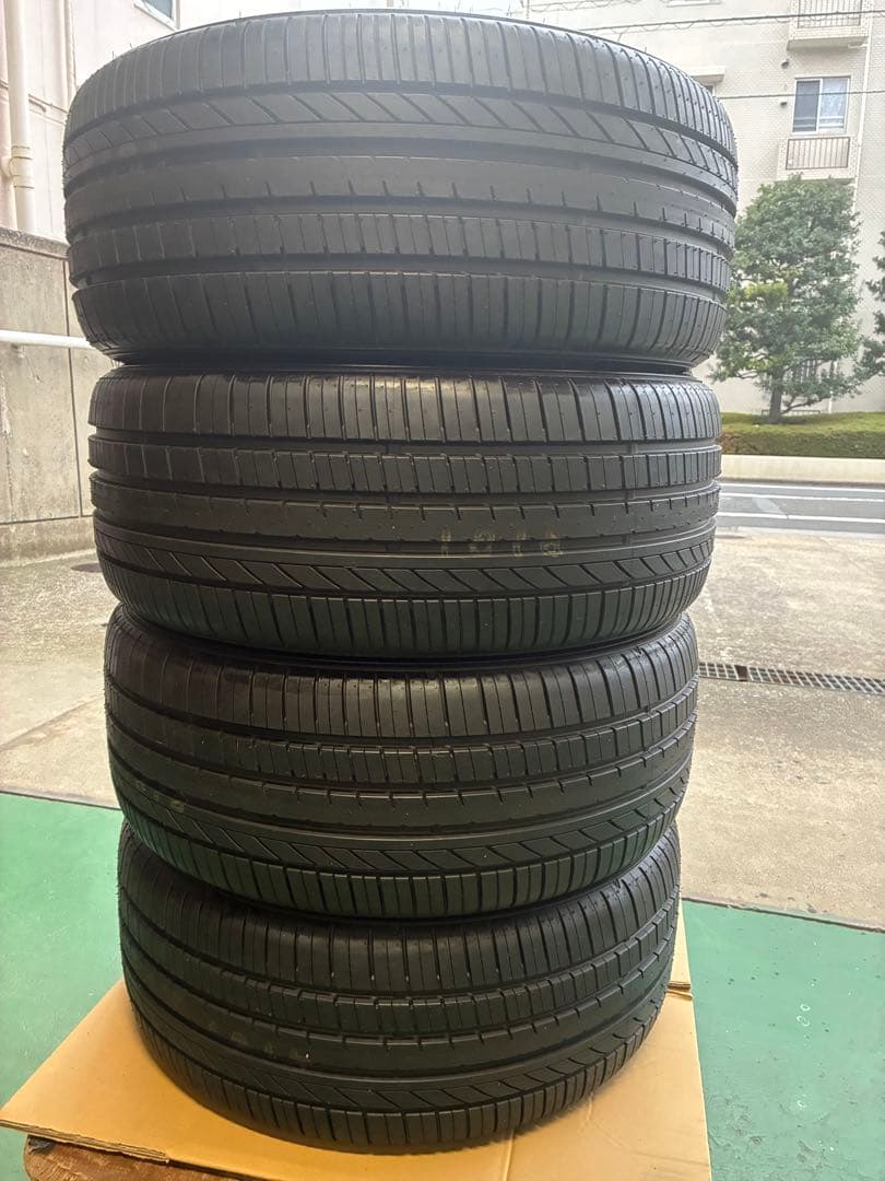 GOODYEAR 235/45/18 4本セット 新品未使用品