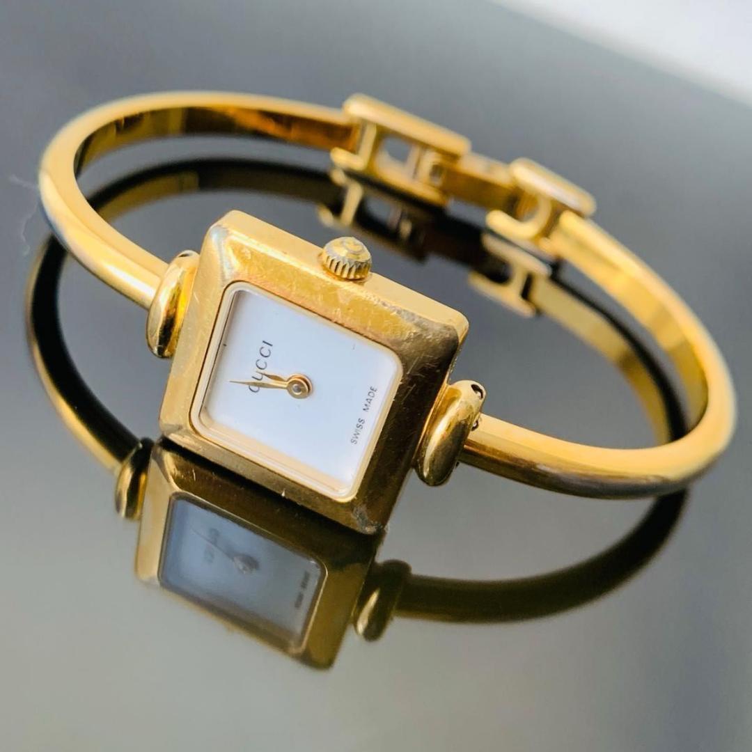 稼働品 グッチ ゴールド ブレスレット バングル ウォッチ 1900l 腕時計