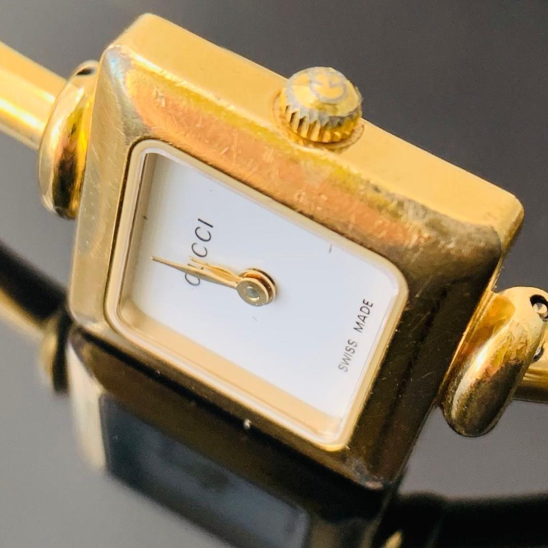 稼働品 グッチ ゴールド ブレスレット バングル ウォッチ 1900l 腕時計