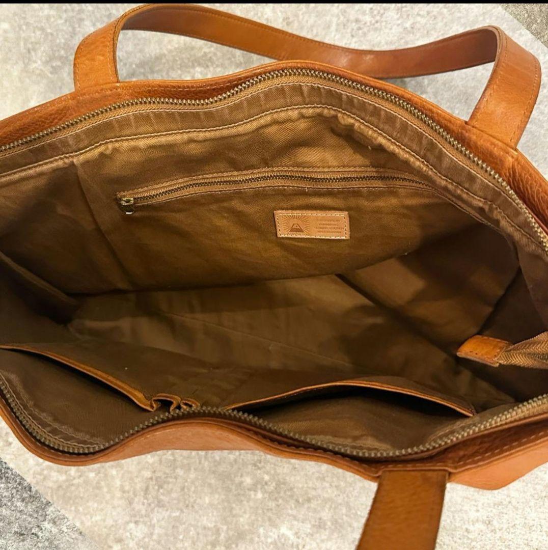 栃木レザー(本皮)　トートバック　 ブラウン・ライトベージュ